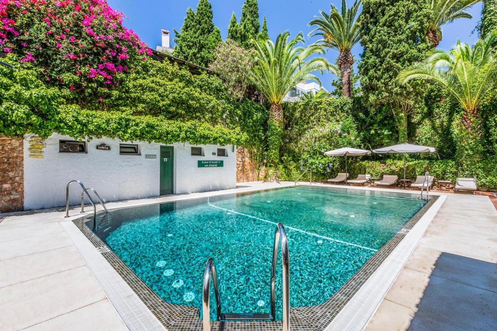 Boutique Hotel Las Islas (Adults Only) Fuengirola Bagian luar foto